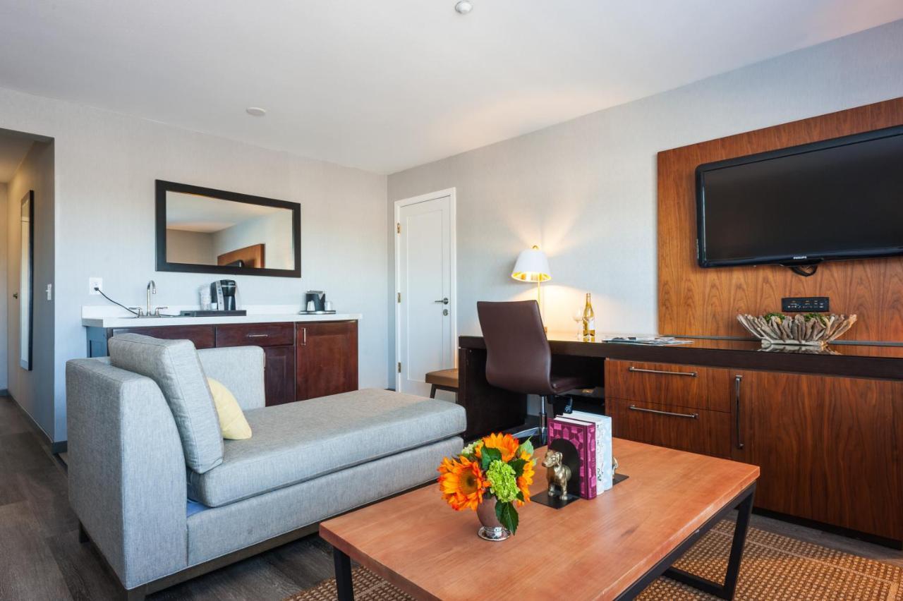 Hotel Indigo Napa Valley By Ihg Bagian luar foto