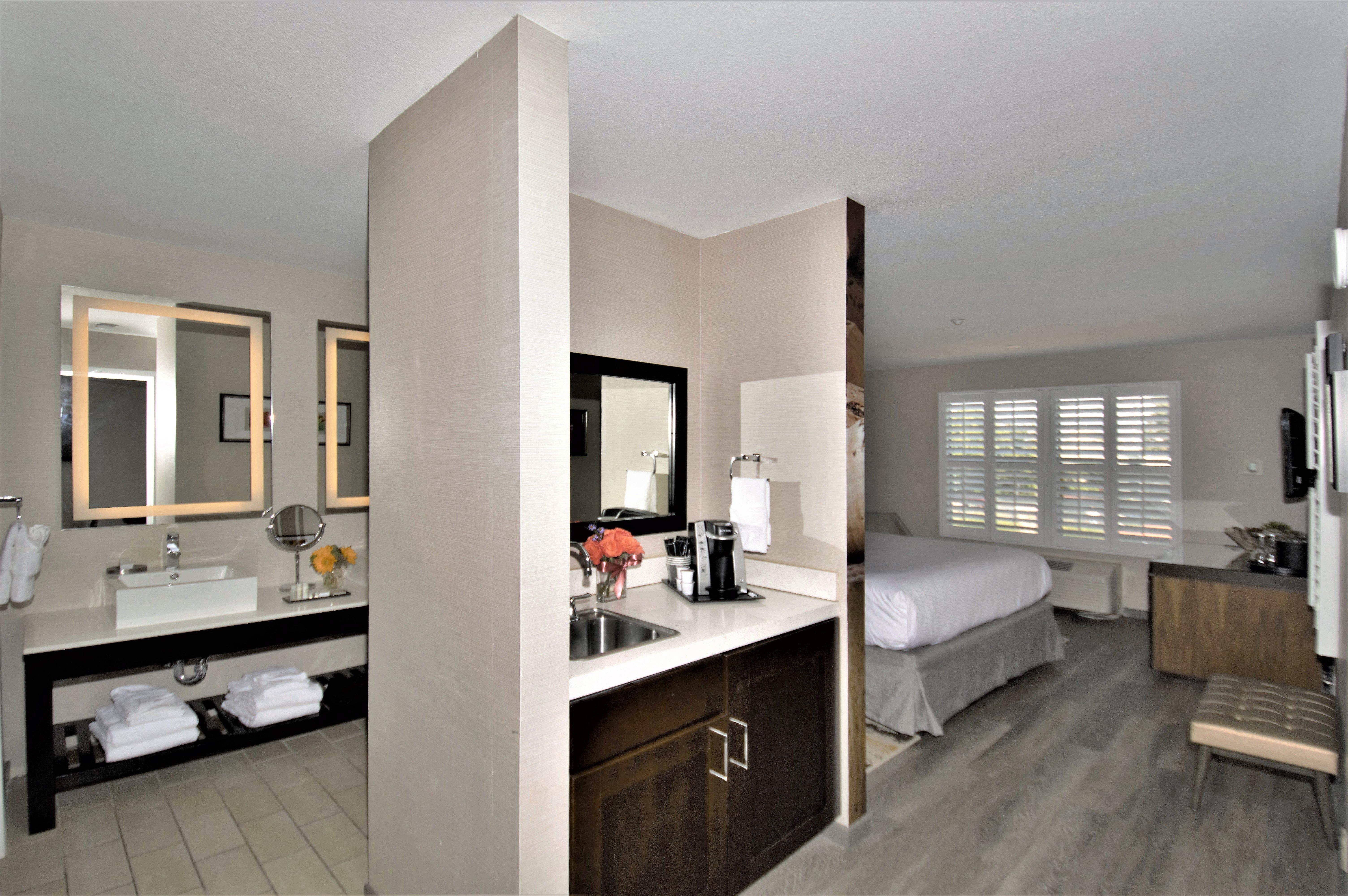 Hotel Indigo Napa Valley By Ihg Bagian luar foto
