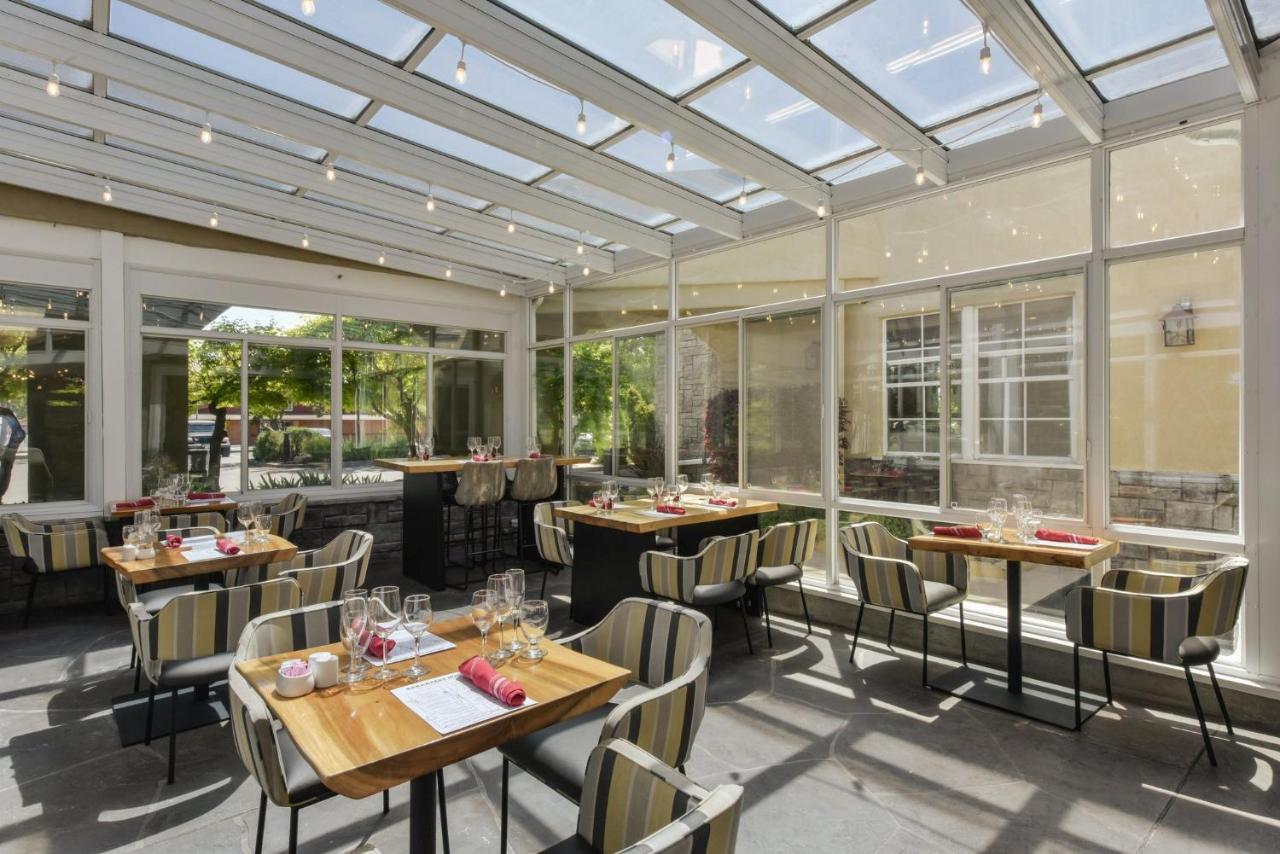 Hotel Indigo Napa Valley By Ihg Bagian luar foto