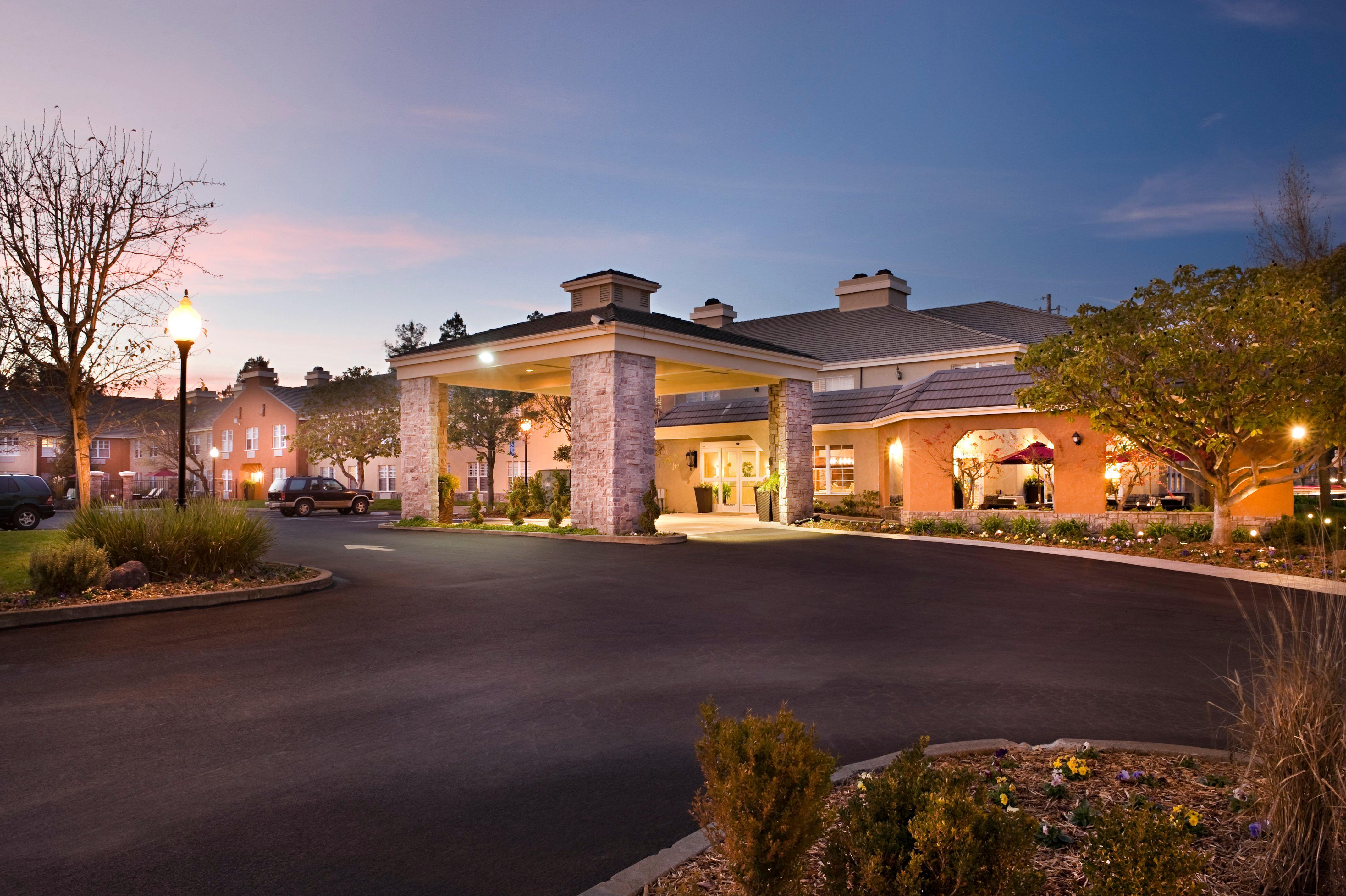 Hotel Indigo Napa Valley By Ihg Bagian luar foto