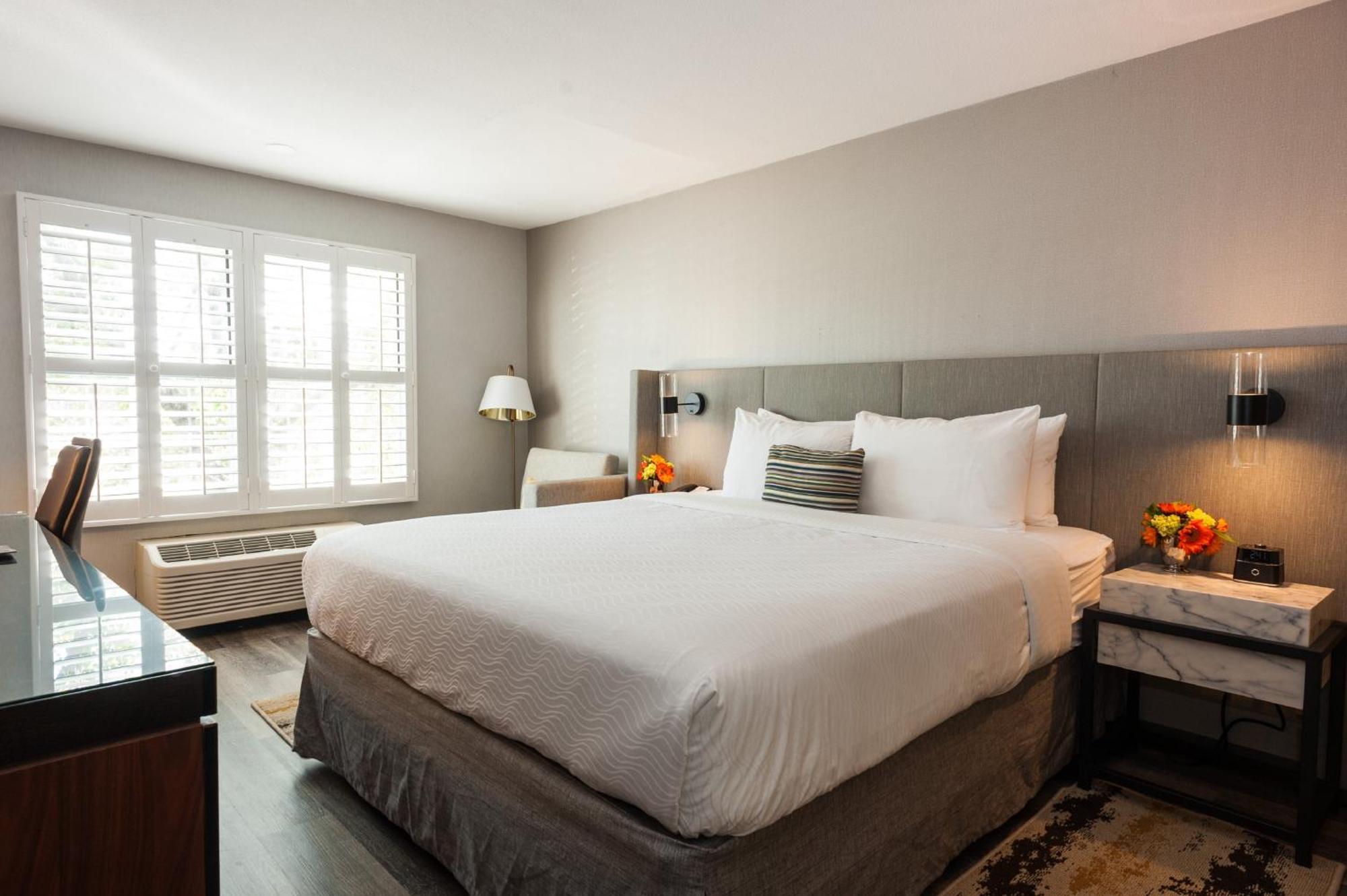 Hotel Indigo Napa Valley By Ihg Bagian luar foto